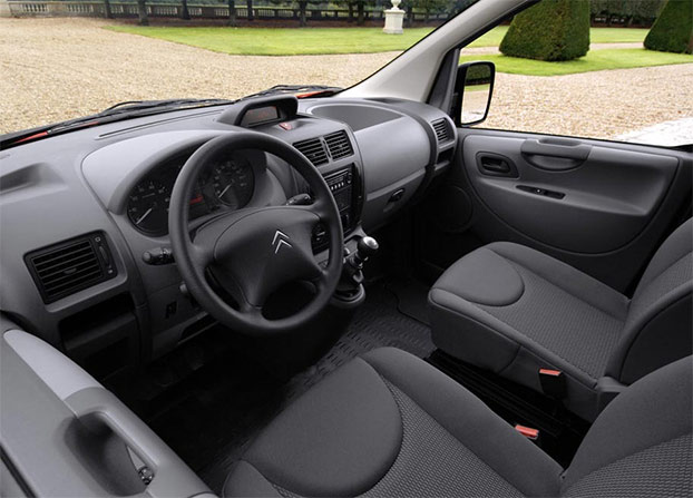 Minibus Hire 9 Seats Citroen Citroen Jumper Minibus. Minibus Hire 9 Seats Citroen